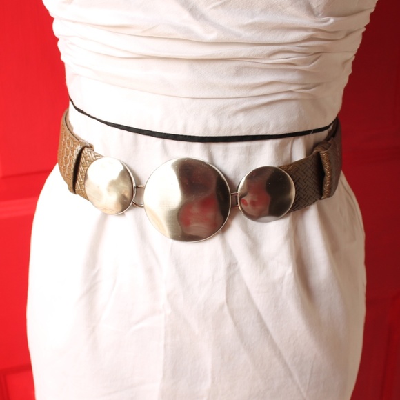 Chico's Accessories - Chico's Adjustable Belt Leather w/ Silver Clasp